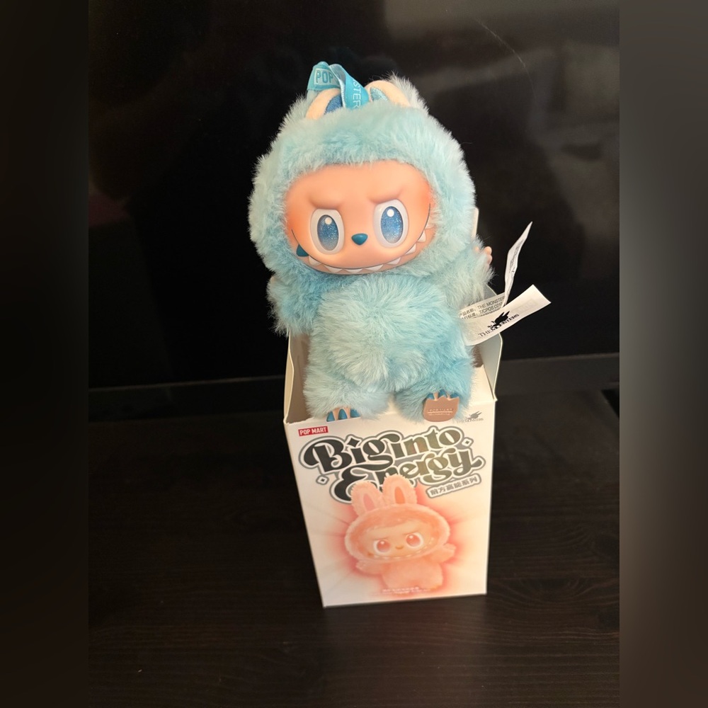 Labubu plush toy
